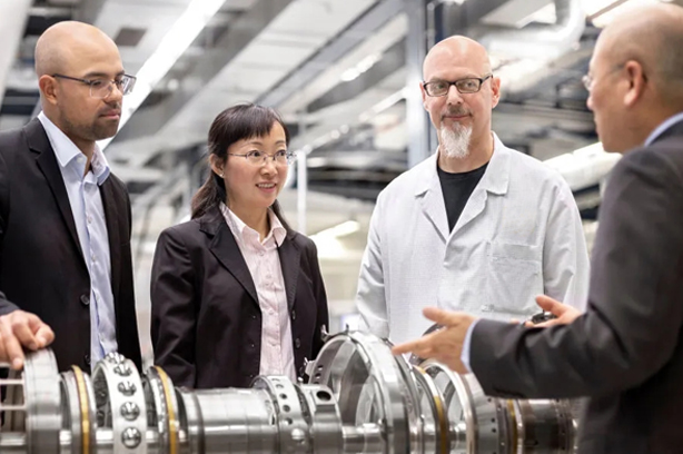 如何分辨工業(yè)潤滑油是否變質(zhì)？